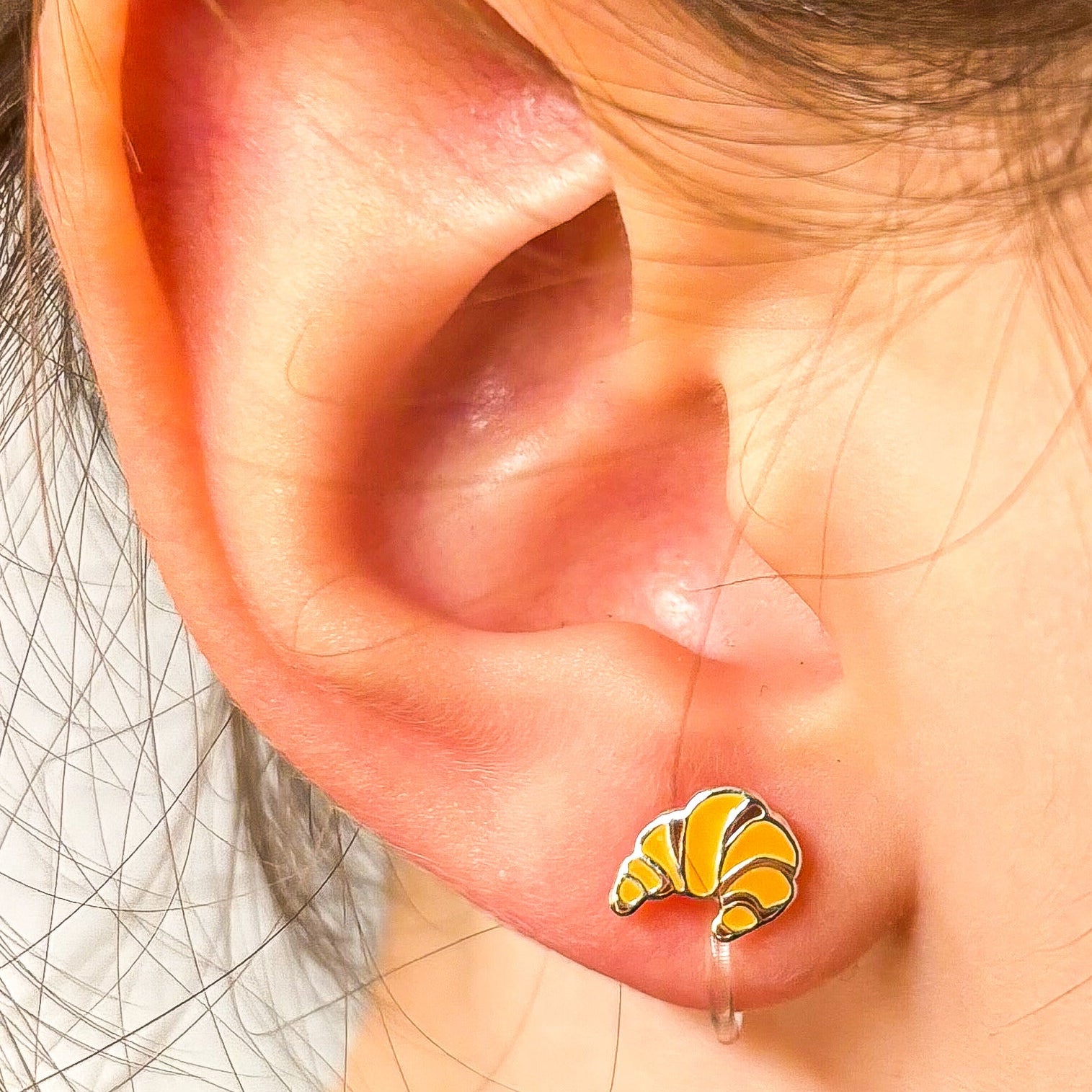 Croissant ear clips for children - Painless without ear piercings