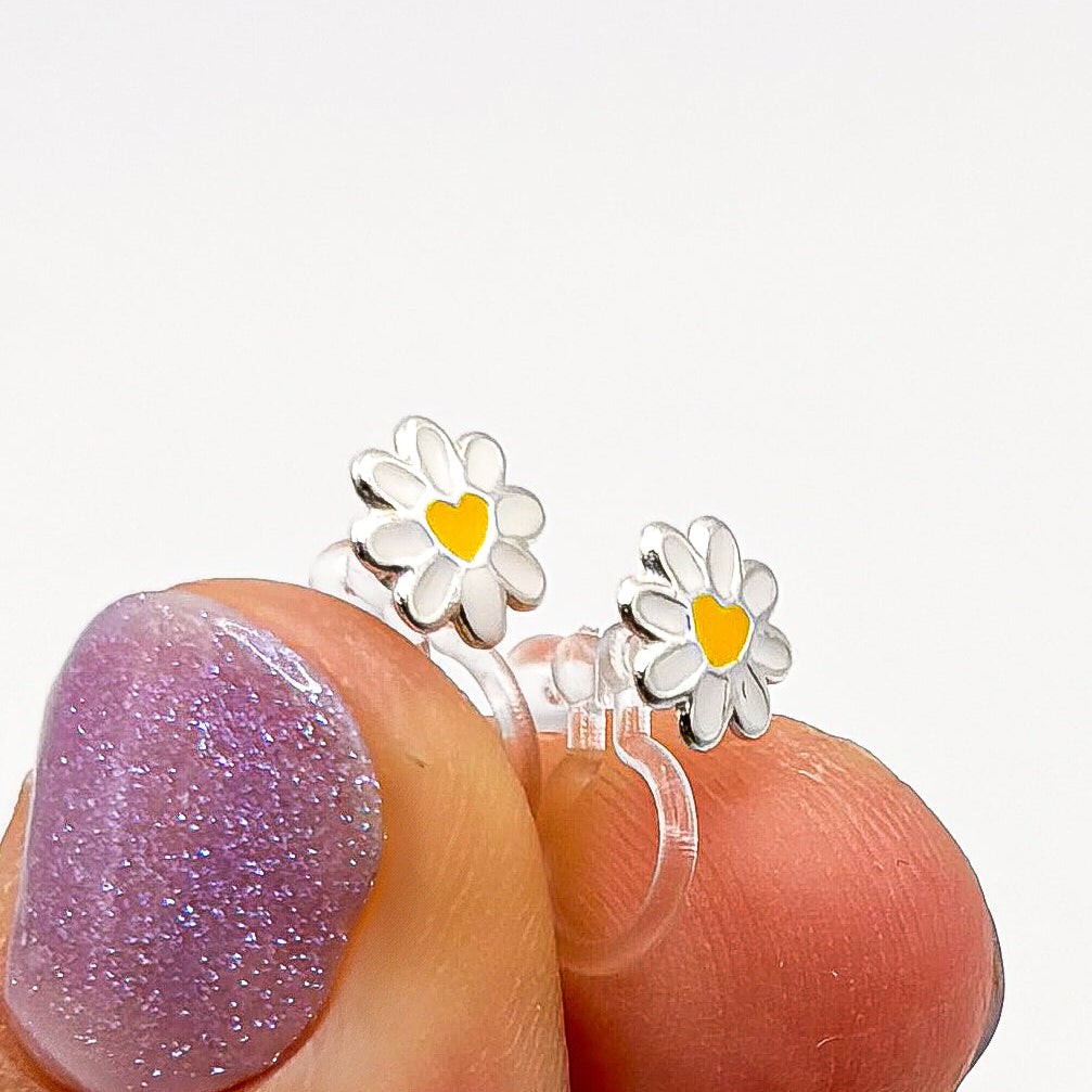 Daisy clip-on earrings for children – Painless without ear piercings