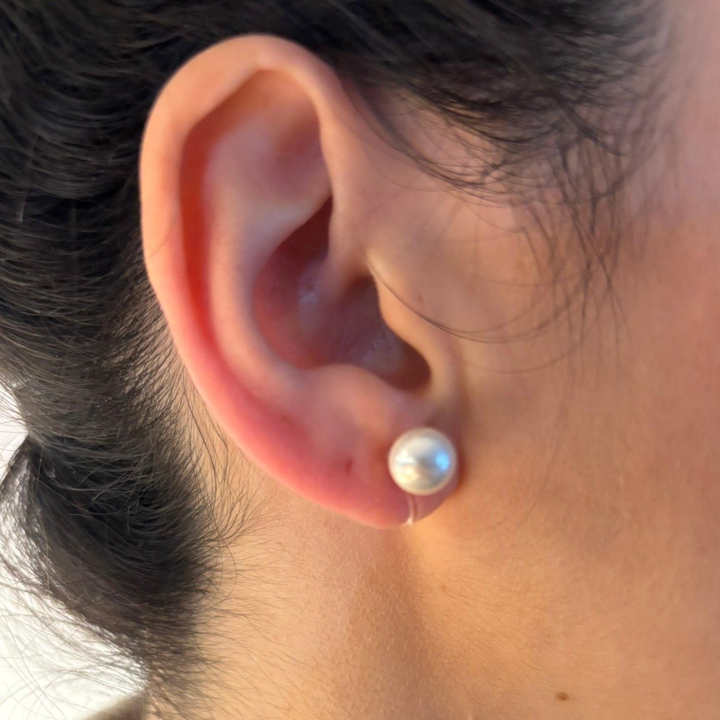 Pearl Stud – Runde Süßwasserperlen Ohrclips ohne Ohrlöcher