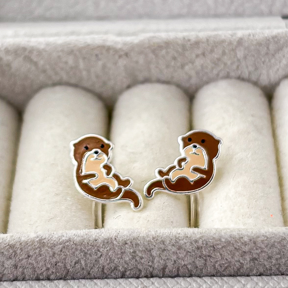 Otter Silver Clip-on Earrings for Children – Painless without Ear Piercing