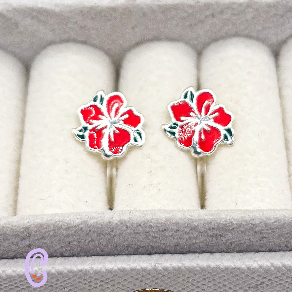 Hibiscus ear clips for children – Painless without ear piercing