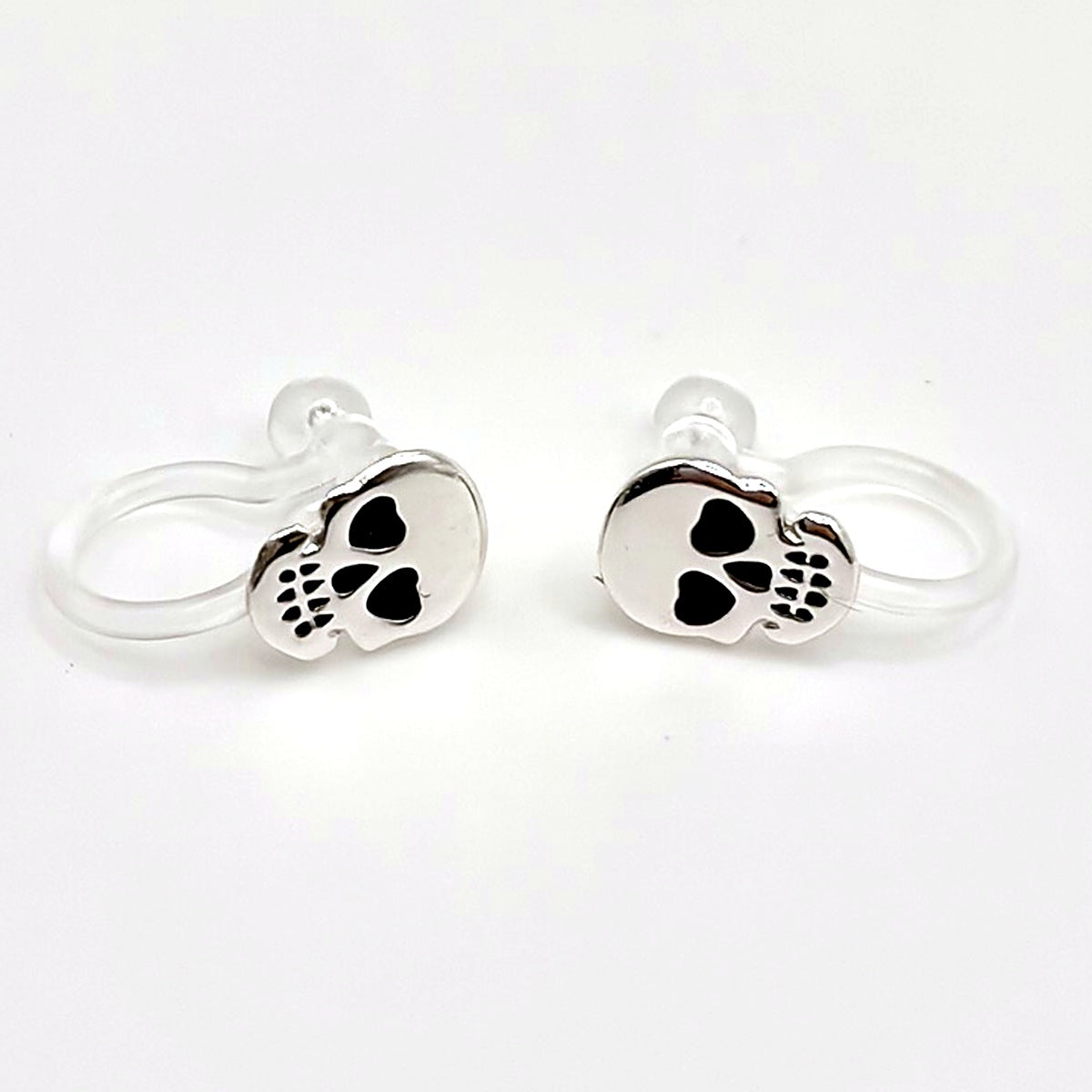 Totenkopf Ohrclips Silber mit transparentem Clip